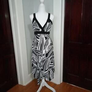 Dress Barn - sz M